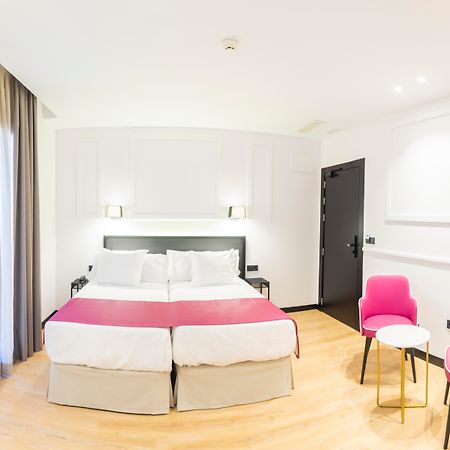 Hotel Boutique Puerta De Las Granadas Екстериор снимка